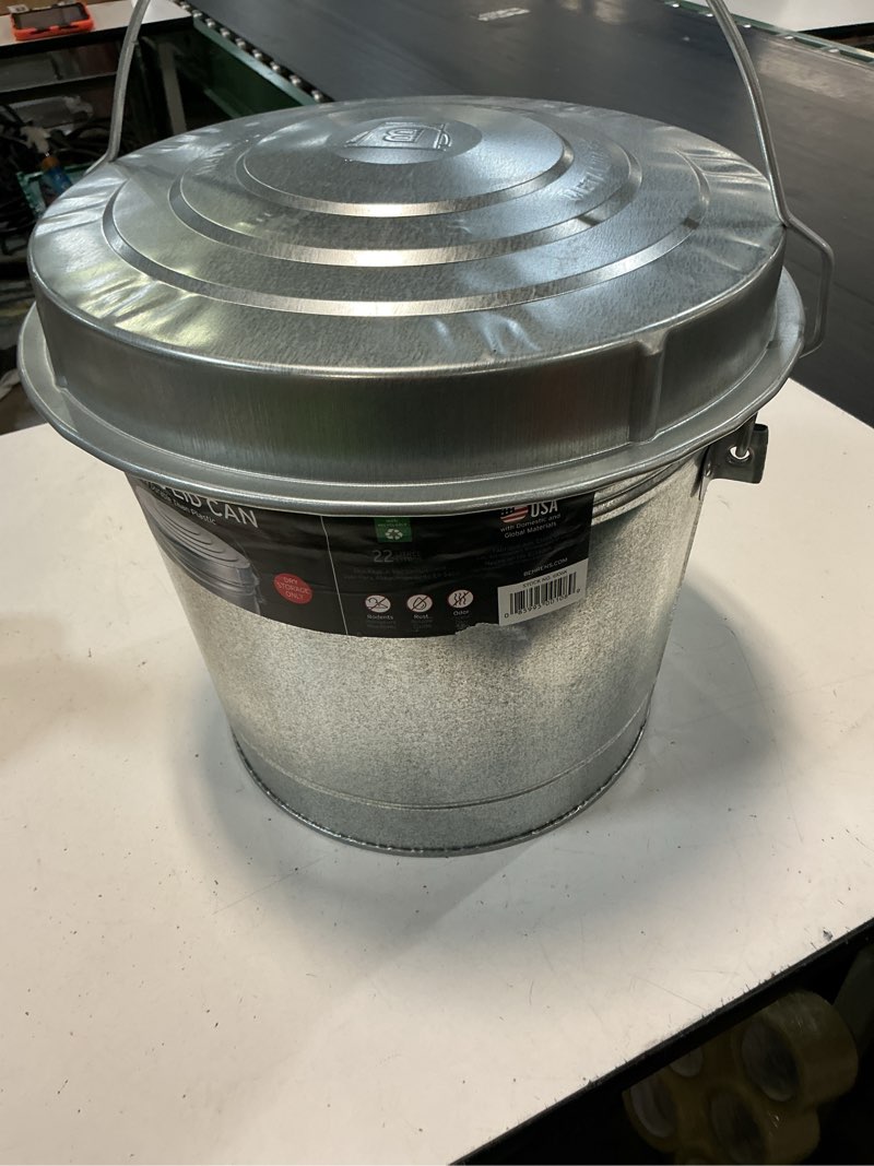 Condition photo showing Good Condition for 6 gal. galvanized steel round trash can with locking lid