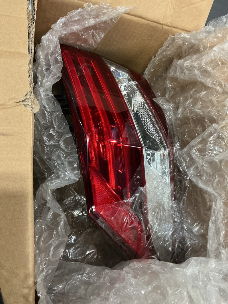 Condition photo showing Good Condition for pinkomoto right passenger side tail light compatible with honda accord 2016 2017, rear tail lights, 
