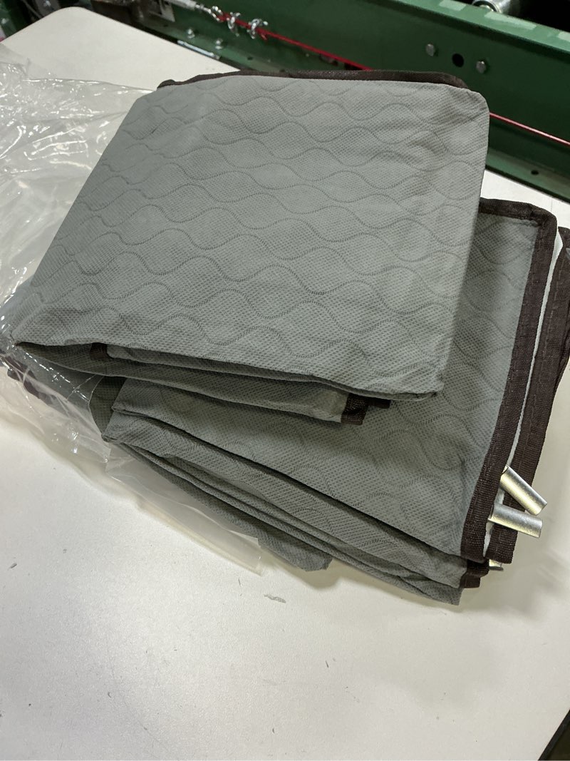 Condition photo showing Good Condition for Storage Bags, 3 Pack Clothes Storage Bins Foldable Closet Organizer Foldable Storage Bag Containers with Clear Window for Clothing, Blanket, Bedding, Bed Sheets (Grey)