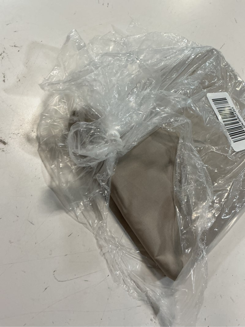Condition photo showing Good Condition for organic crisp percale pillowcase set, standard, dove