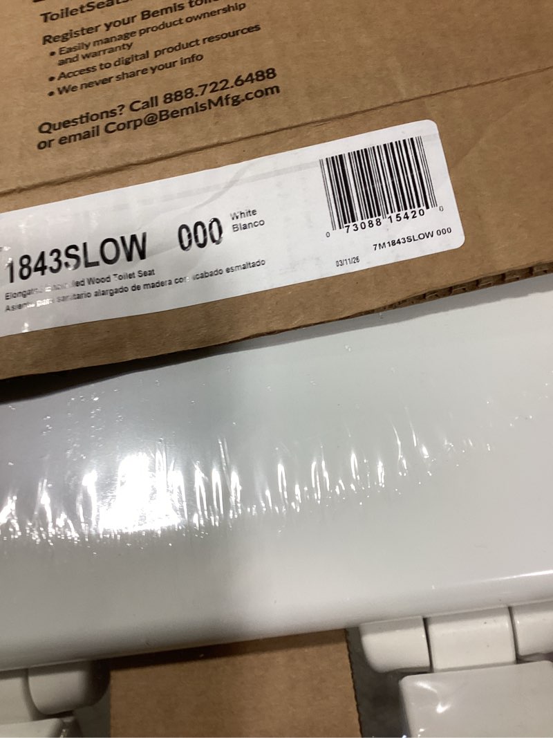 Condition photo showing New/Like New for mayfair linden slow close toilet seat, non slip heavy duty wood, easy install, elongated, white elongated traditional hinge