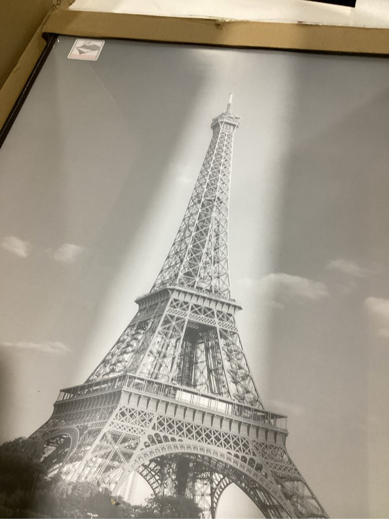 Condition photo showing Good Condition for upsimples 20x28 Picture Frame Black 3 Pack, Scratch-Proof Poster Frames 20 x 28 for Photo Gallery - Slide-In Strips, Horizontal or Vertical Wall Mounting Black 20x28