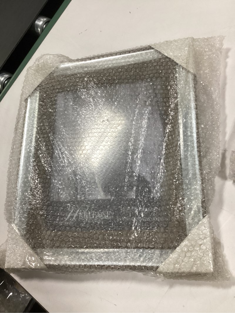 https://lotting-media.assets.bidfta.com/lotting_ce4f9b9d-0776-4d63-b6ab-2f14043650c6