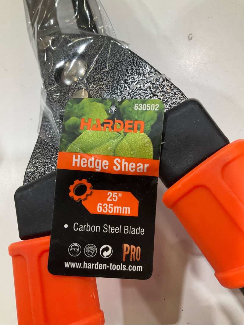 Condition photo showing New/Like New for harden 25” hedge shear