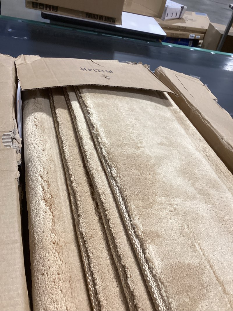 Condition photo showing Good Condition for Bullnose Stair Treads Non Slip 9.5" x 32", 14 Pcs Ultra Plush Carpet Stair Treads for Wooden Steps Indoor with Edge Protection, Reusable Peel and Stick TPU Backing Stair Runner Rugs - Beige 9.5*32 INCH Beige 14