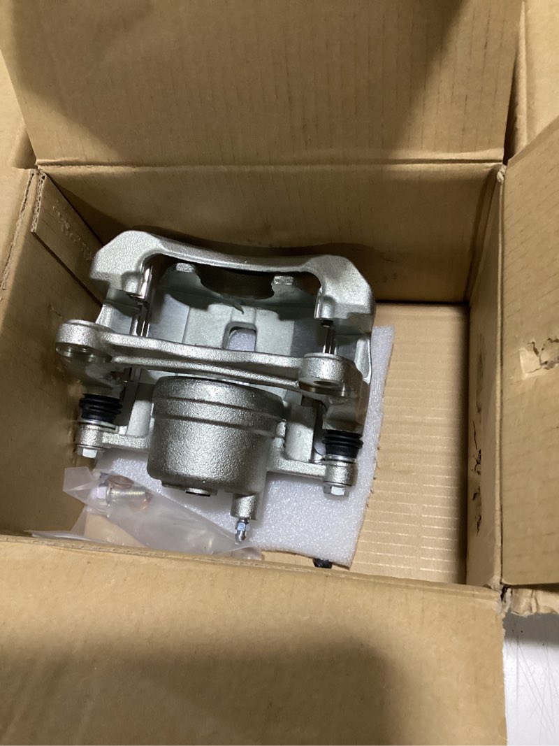 Condition photo showing Good Condition for cciyu 19B2698 19B2699 Front Left & Right Brake Calipers With Bracket For Pontiac For Vibe 2003-2008,For Toyota For Corolla 2003-2008,For Toyota For Matrix 2003-2008 Driver & Passenger Side Front[19B2698+19B2699]