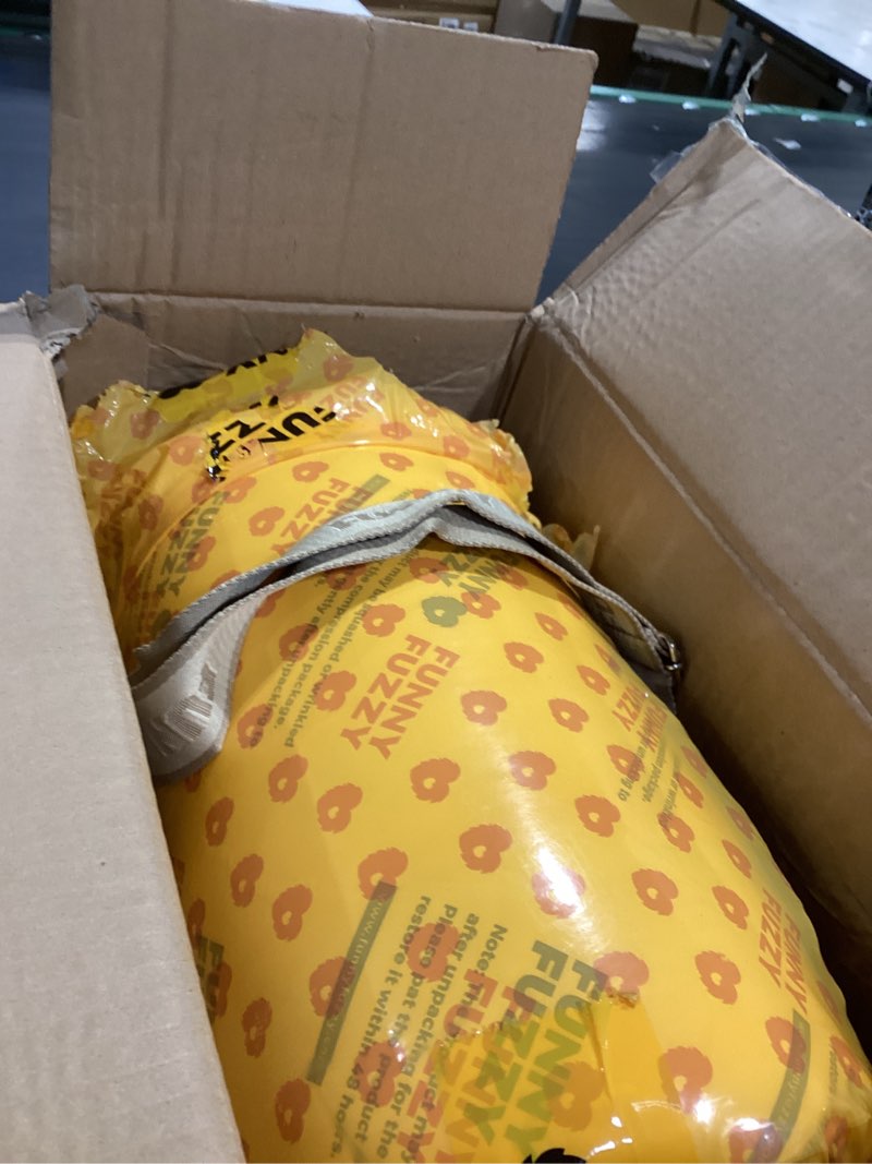 Condition photo showing New/Like New for FUNNYFUZZY Dog Car Seat for Medium Sized Dogs, Waterproof 3 in 1 Soft Leather Dog Car Bed for Travel and Home,Portable and Safety,Fits Pets Up to 40 lbs(Green)