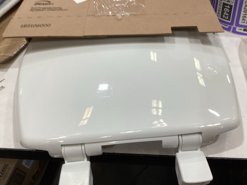 Toilet seat
