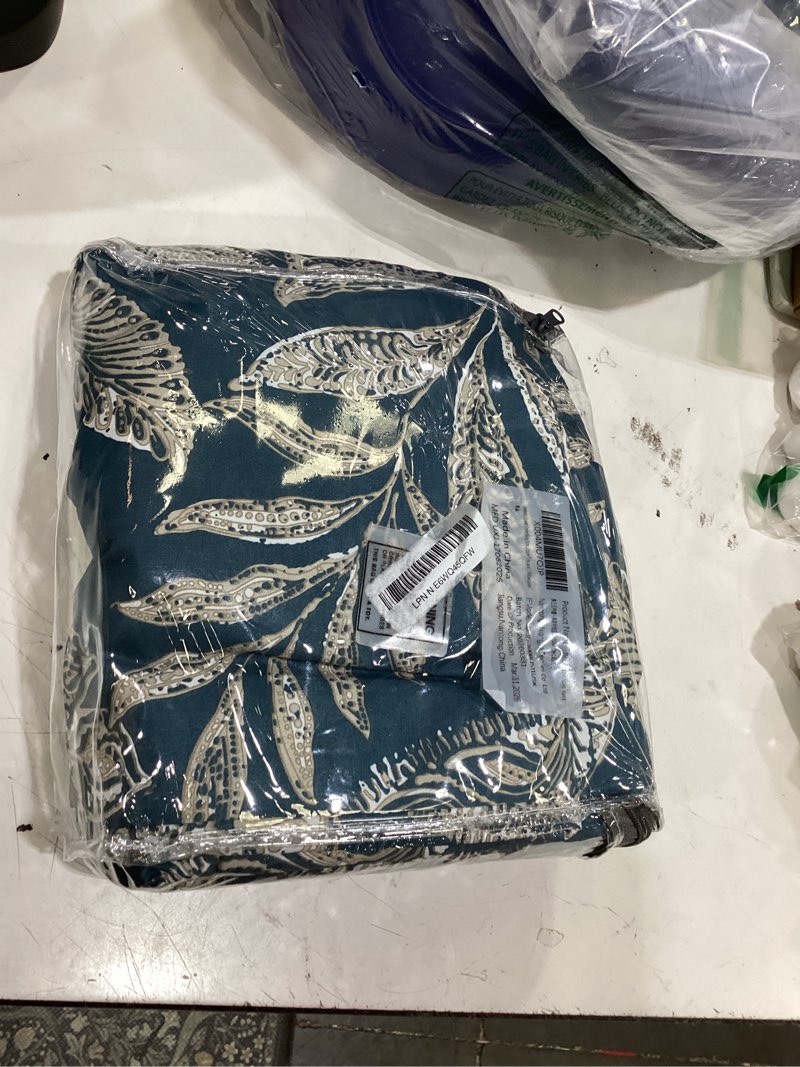 Condition photo showing Good Condition for lekesky duvet cover king size, reversible teal blue floral comforter cover set king size 3pc, soft 100% washed microfiber breathable bedding sets with zipper ties and 2 pillowcases c: deep teal(no comforter) king (104×90 inch)