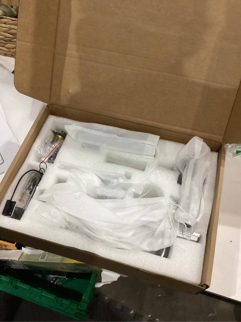 Condition photo showing Good Condition for UMIKSMART Smart Door Lock with Handle 7 in 1 Keyless Entry Fingerprint Door Lock with Keypad IC Card Physical Key Tuya App Bluetooth Auto-Lock IP65 Waterproof for US Wooden Doors Matte Silver Silver (Aluminum Alloy)