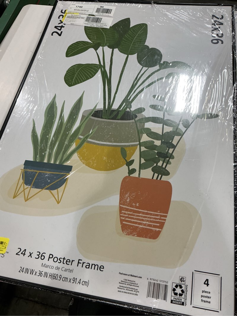 Condition photo showing Good Condition for mainstays – 24x36 picture frame – black flat profile wall photo frame