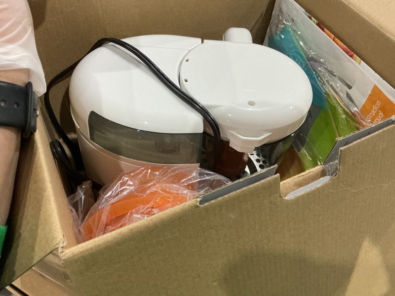 Condition photo showing Good Condition for baby brezza one step baby food maker deluxe – auto shut off, dishwasher safe cooker and blender to steam + puree organic food for infants + toddlers - set of 3 pouches + 3 funnels