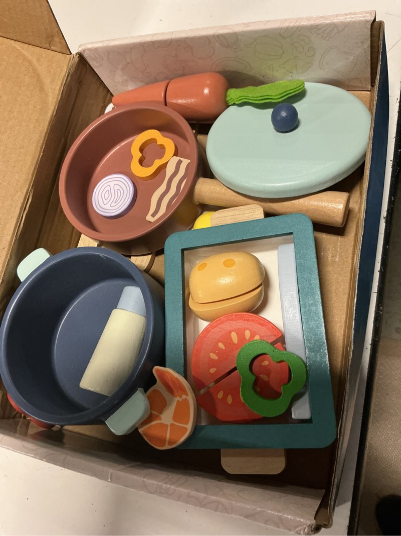 Condition photo showing Good Condition for lehoo castle wooden play kitchen accessories, play food for toddlers 1-3, toys pots and pans for kids cooking set, pretend play cutting vegetables toys, gifts for girls boys 3 4 5