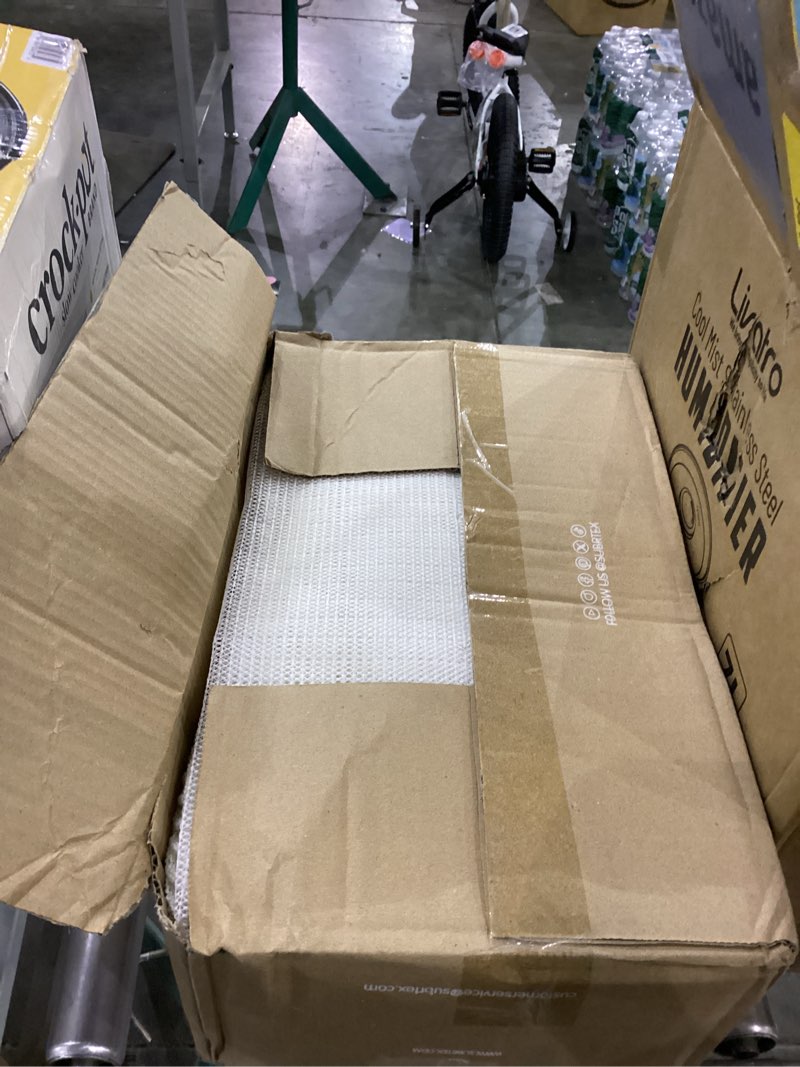 Condition photo showing As Is for SUBRTEX Waffle Braided Bath Mat, 24" x 60" Soft Waffle Bath Rugs, Absorbent Non Slip Bathrooom Mats, Machine Washable Area Rug for Bathroom, Quick Dry, White White Waffle 2' x 5' (Runner)