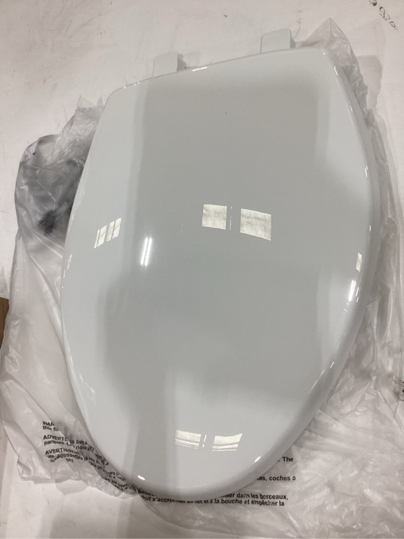 Condition photo showing Good Condition for bemis 7300slec slow close toilet seat, easy clean hinges and durable plastic seat, made in usa, elongated, white elongated slow close