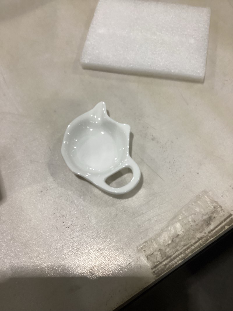 Condition photo showing Good Condition for Elsjoy 12 Pack Ceramic Tea Bag Holder Plates, Teapot Shaped Tea Bag Coaster for Used Tea Bag, Small Tea Bag Dish Set, Afternoon Tea Accessories