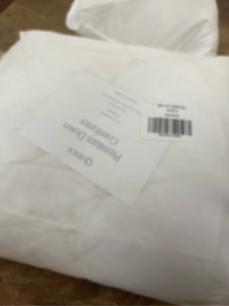 Condition photo showing Good Condition for all-season premium down comforter, full/queen, down
