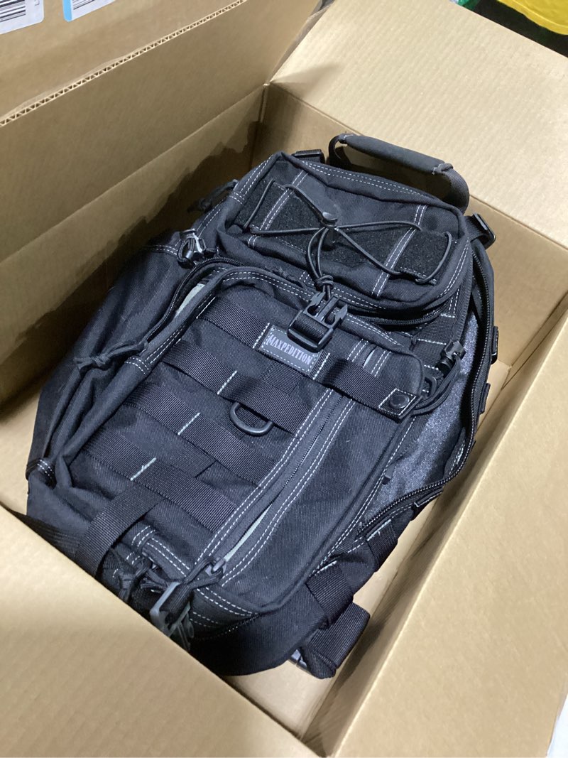 Condition photo showing Good Condition for maxpedition remora gearslinger (black)
