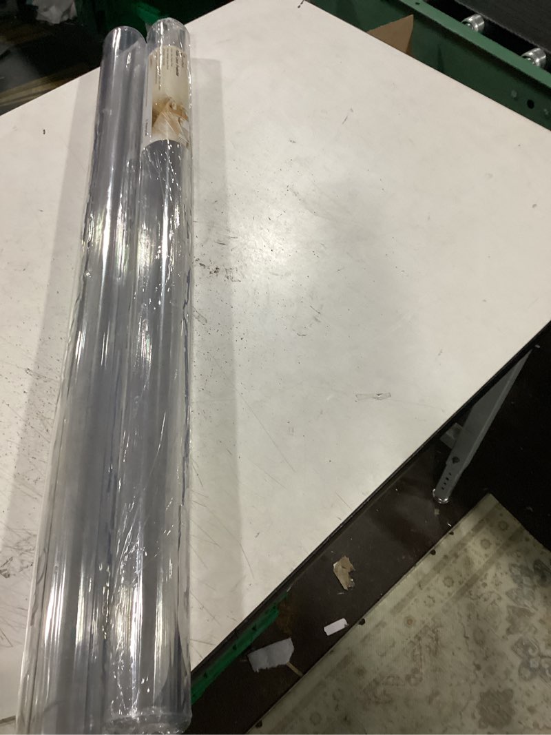 Condition photo showing New/Like New for lovepads table cover package (pack of 2 clear)