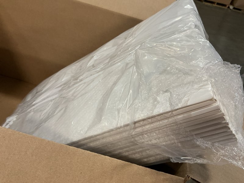 Condition photo showing Good Condition for jingmore 12 pcs sheet rectangle cake drum board greaseproof rectangle cake boards 1/4 inch thick foil corrugated plate drum base for desserts display(17 x 25 inch,white) white 17 x 25 inch