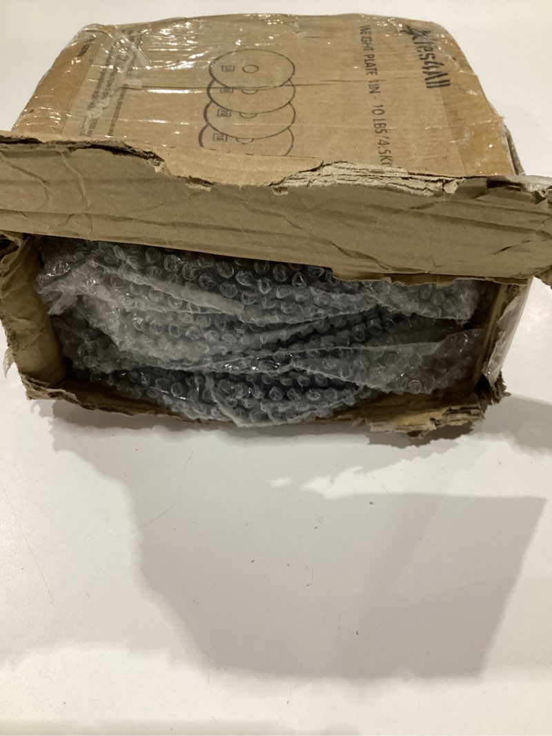 Condition photo showing Good Condition for Yes4All Standard 1\\\" Cast Iron Weight Plate - Ideal for Strength Training - Multiple Weight: 10LB  Set of 4