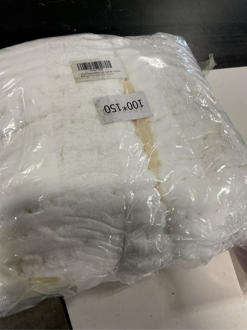 Condition photo showing Good Condition for xwcg chunky knit throw blanket cozy and soft handmade blanket chunky knit wool blanket warm for couch chair bed bedroom mat rug chunky knit wool blanket,white,100x150cm(40x60inch)