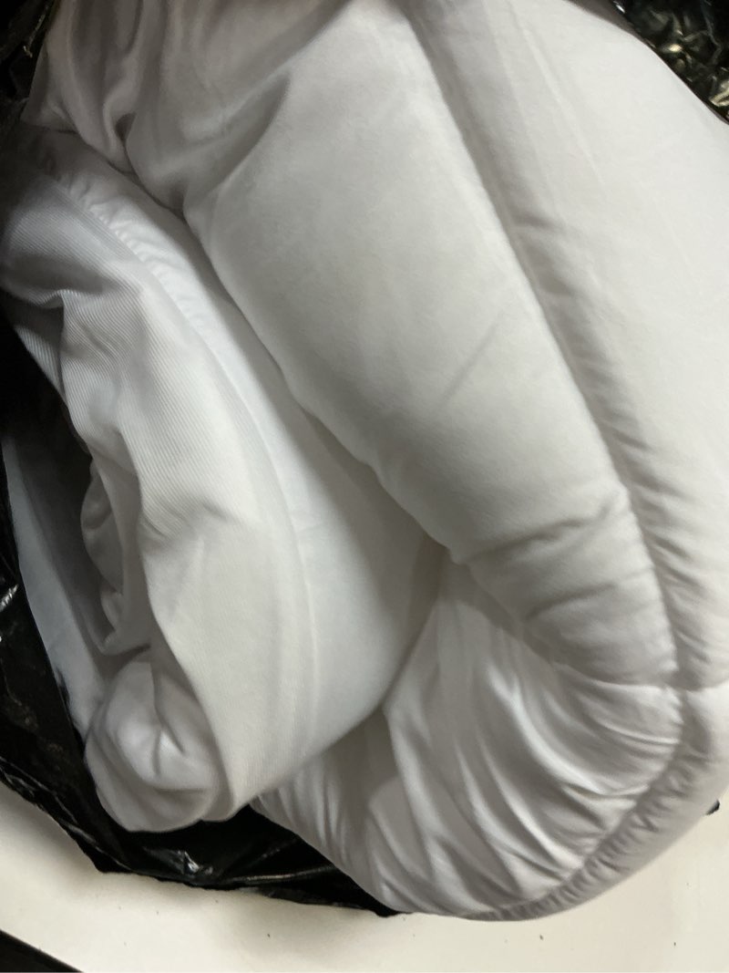 Condition photo showing Good Condition for elemuse full mattress topper for back pain, extra thick mattress pad cover, plush soft pillowtop with elastic deep pocket, overfilled down alternative filling white full