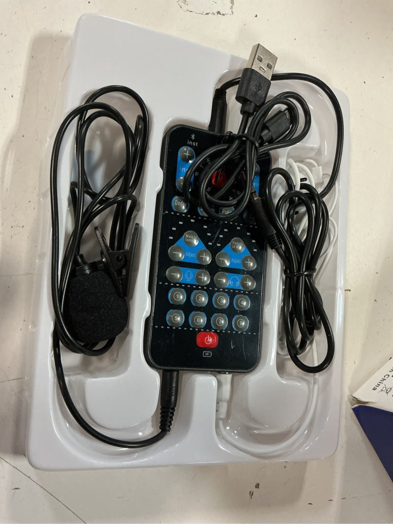 Condition photo showing Good Condition for High-Definition Portable Voice Changer Sound Card with Real-Time Transformation, Ideal for Streaming, Gaming, and Entertainment Scenarios (M10-for Android Smartphone)