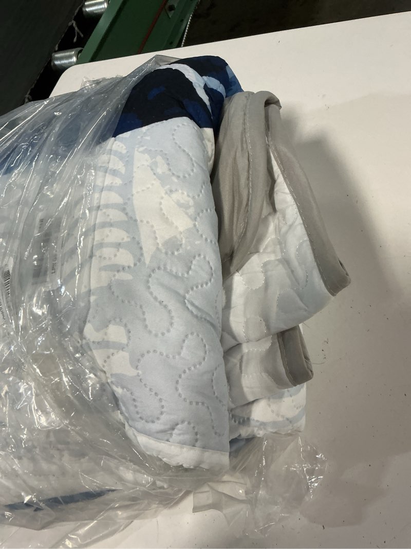 Condition photo showing Good Condition for hosima sea turtle king size quilt,sea turtle print lightweight quilt,shells fish and corals pattern coastal bedding for room decor,ocean themed bedding with 2 pillowcases. blue-gray king