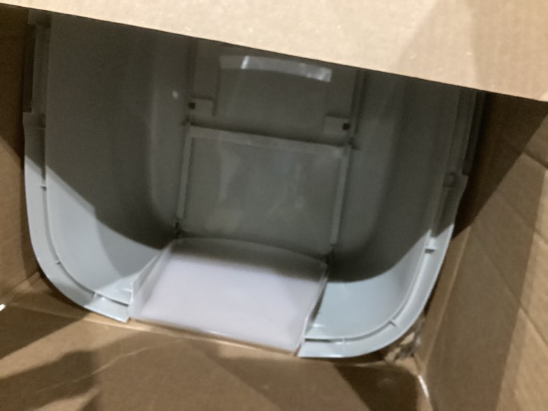 Condition photo showing Good Condition for IRIS USA Cat Litter Box, Large Litter Box Enclosure with Front Door Flap and Scoop, Covered Kitty Litter Box with Handle and Buckles for Portability and Privacy, Gray Jumbo Enclosed