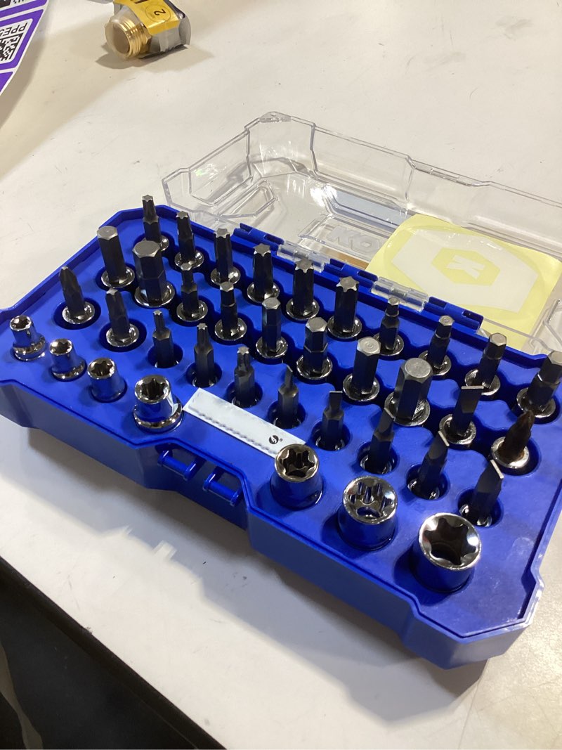 Condition photo showing Good Condition for kobalt 37 -piece 1/4-in 3/8-in drive set flathead/hex/phillips/torx bit driver socket set