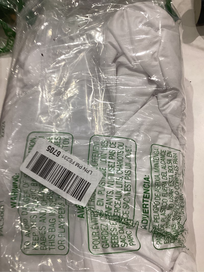 Condition photo showing Good Condition for Amazon Basics Waterproof 18 inch Mattress Protector King Size, Breathable, Machine Washable, White