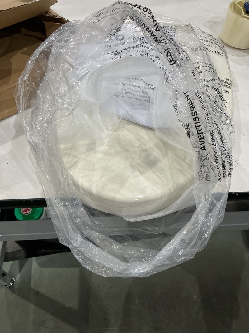 Condition photo showing Good Condition for toto® softclose® slow close elongated toilet seat and lid, sedona beige - ss114#12 sedona beige elongated seat