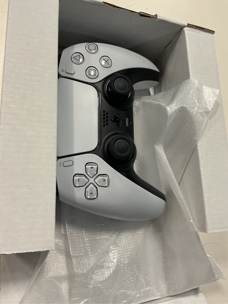 Condition photo showing Good Condition for playstation dualsense™ wireless controller - for ps5, pc, mac & mobile white dualsense