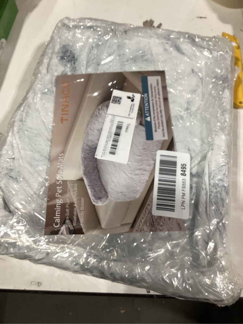 Condition photo showing New/Like New for Calming Dog Bed Fluffy Plush Dog Mat for Furniture Protector with Removable Washable Cover for Large Medium Small Dogs and Cats (Large, Light Grey) 45.0"L x 37.0"W x 6.0"Th Light Grey