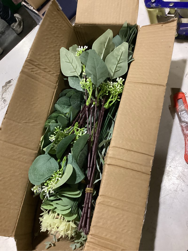 Condition photo showing Good Condition for lovemoon 130 pcs artificial mixed eucalyptusstems bulk, 5 kinds of faux greeneryeucalyptus leaves bulk for vase wedding diy bouquets floral arrangement home decor (130, green) green 130