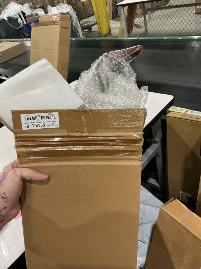 Condition photo showing New/Like New for SEBLAFF Side Window Visors Vent Shade Sun Wind Rain Guards Deflectors Outside Mount Replacement for 2011-2017 Veloster