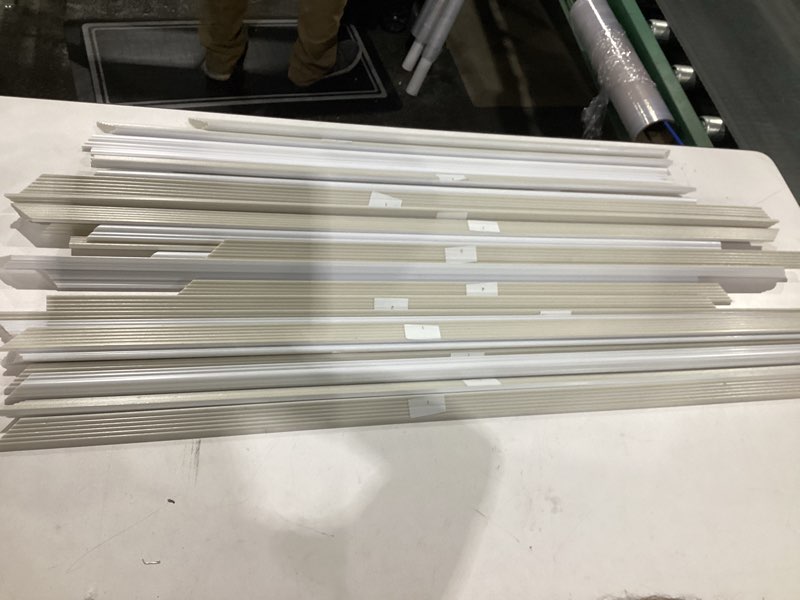 Condition photo showing Good Condition for wall molding kit for interior walls – pre-cut factory primed trim set for decorative panel look, accent walls, picture frame & wainscoting projects | 3 top 3 bottom frames