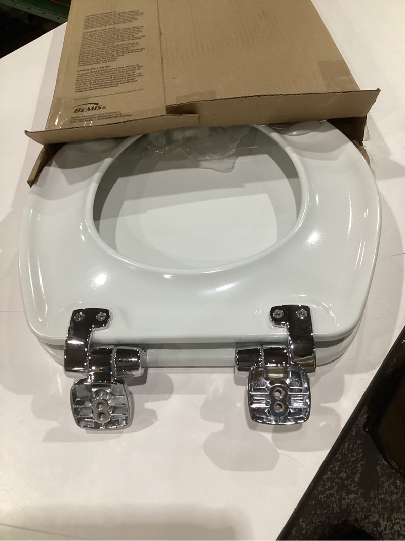 Condition photo showing Good Condition for bemis alesio slow close toilet seat, sleek chrome hinges and adjustable perfect fit wood seat, made in usa, round, white round white & chrome