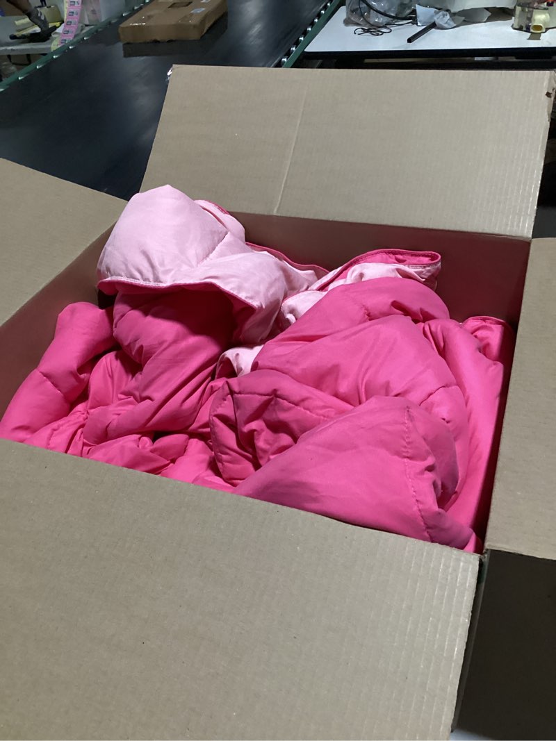 Condition photo showing As Is for HIG 3pc Down Alternative Comforter Set - All Season Reversible Comforter with Sham - Quilted Duvet Insert with Corner Tabs - Box Stitched - Breathable, Soft, Fluffy (Twin/Twin XL, Navy/Light Blue)