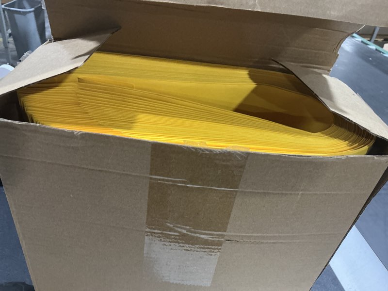 Condition photo showing Good Condition for 50 Pcs 14'' x 18'' Extra Large Mailing Envelopes 32lb with Gummed Flaps, Catalog Jumbo Craft Manilla Envelopes for Mailing, Storage and Organizing Documents Office Supplies(Yellow) 14'' X 18'' Yellow 50