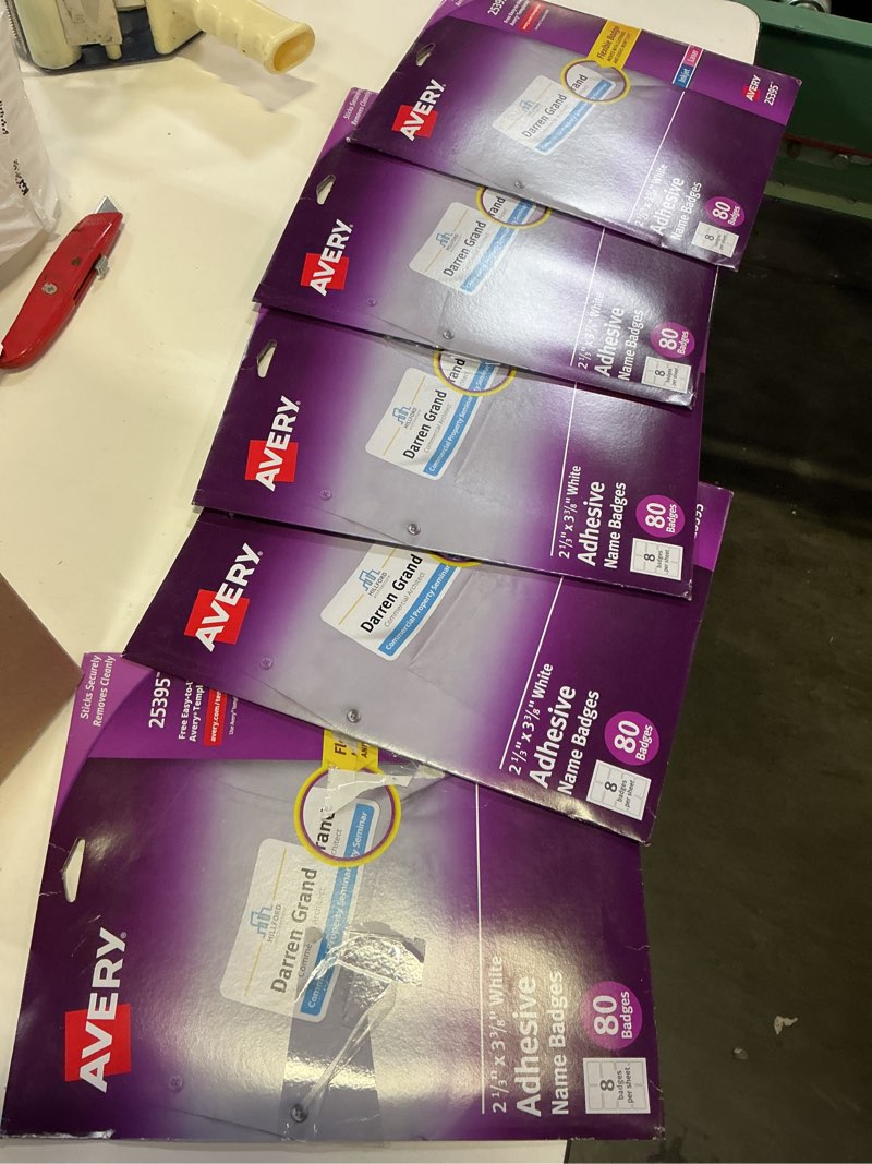Condition photo showing New/Like New for avery flexible name tags  2-1/3  x 3-3/8   white  80 (25395) 5 pack