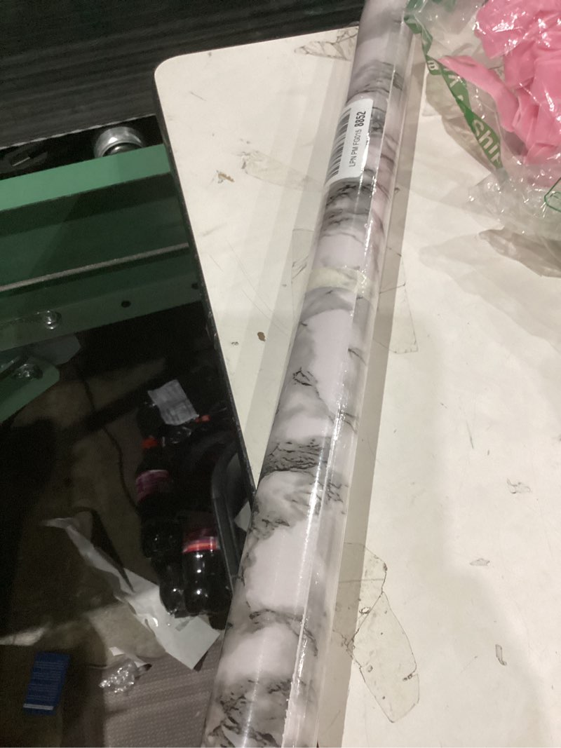 Condition photo showing Good Condition for Black Marble Contact Paper 23.7 x 196 Inches Peel and Stick Wallpaper Vinyl Film Self Adhesive Removable Waterproof Wall Paper for Kitchen Countertop Cabinet Backsplash Shelf Liner 23.7" x 196" Black/White