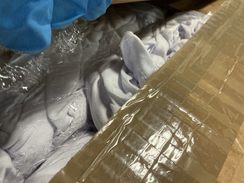 Condition photo showing New/Like New for 100 Pack White Stretch Polyester Spandex Chair Covers Universal Washable Removable Chair Slipcovers Protector for Wedding Banquet Events Party Dining Decoration White 100