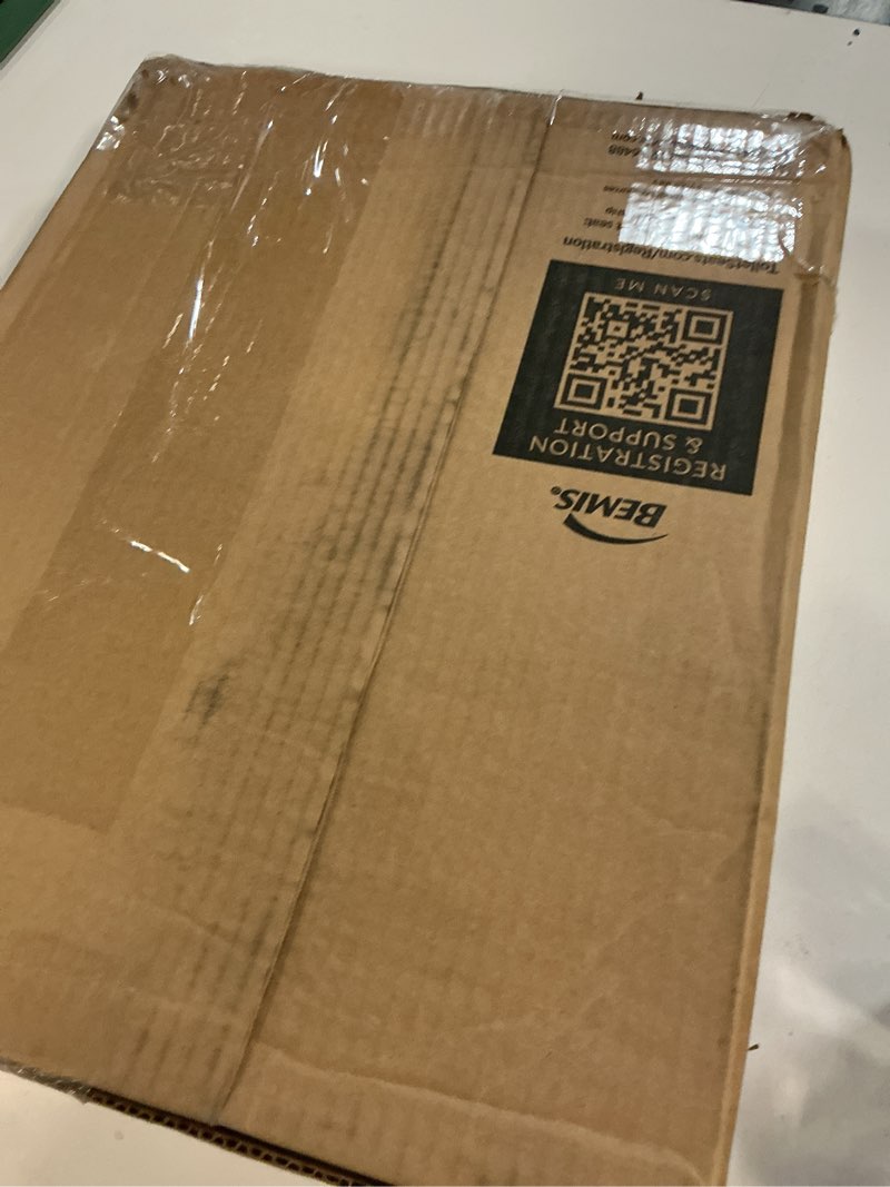Condition photo showing New/Like New for mayfair caswell modern slow close toilet seat, durable plastic seat, made in usa, round, white round 1 seat