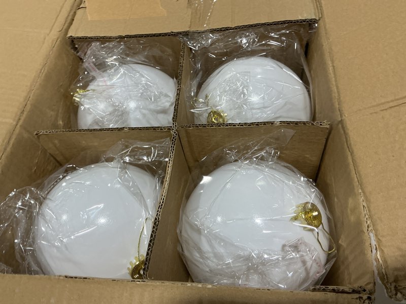 Condition photo showing Good Condition for Zubebe 12 Pcs Large Christmas Ball Ornaments Giant Oversized Plastic Shatterproof Christmas Ball Outdoor Vintage Hanging Decorations UV Water Resistant for Holiday Farmhouse(White,6 Inches)