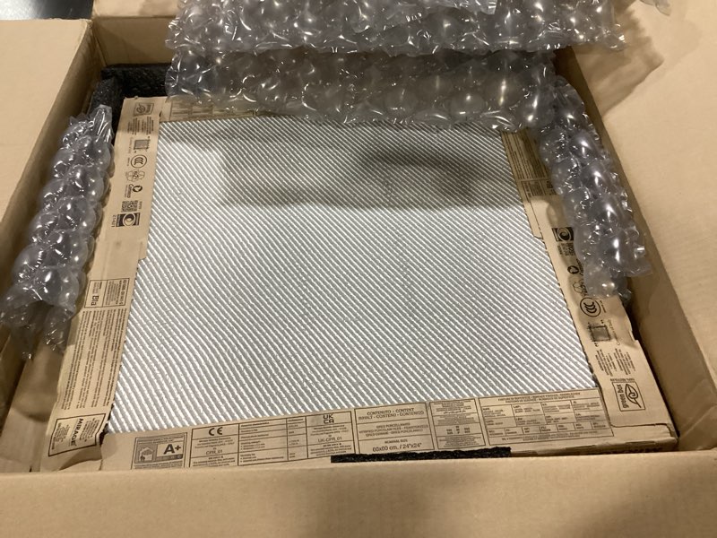 https://lotting-media.assets.bidfta.com/lotting_ceff3041-0389-46b2-b5f9-3fdbeeae0255