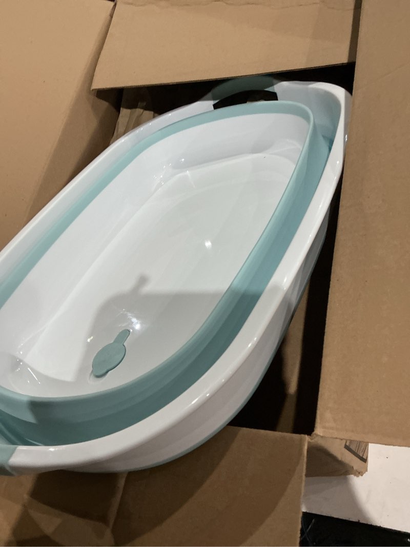 Condition photo showing Good Condition for collapsible dog bath tub for small dogs & cats, portable puppy bath tub with water drain plug, space saving foldable pet bathtub for indoor & outdoor use, blue