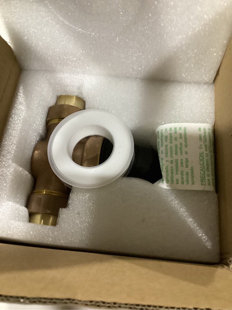 Condition photo showing Good Condition for 3/4" nr3xldu pressure reducing valve, double union fnpt connection | for home & commercial use