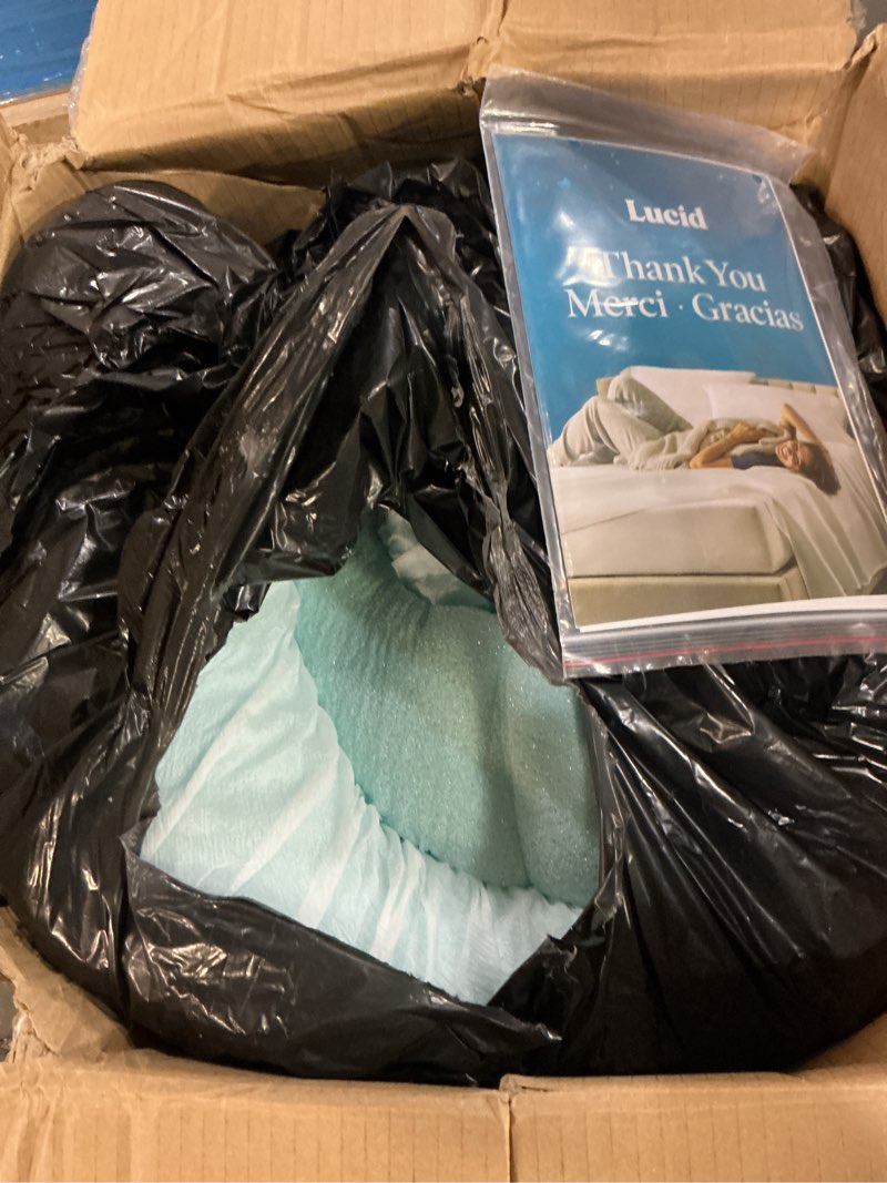 Condition photo showing Good Condition for lucid 4" gel memory foam mattress topper